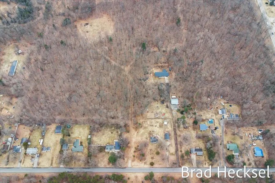 14156 Division Avenue Ne, Cedar Springs, MI 49319 - #3