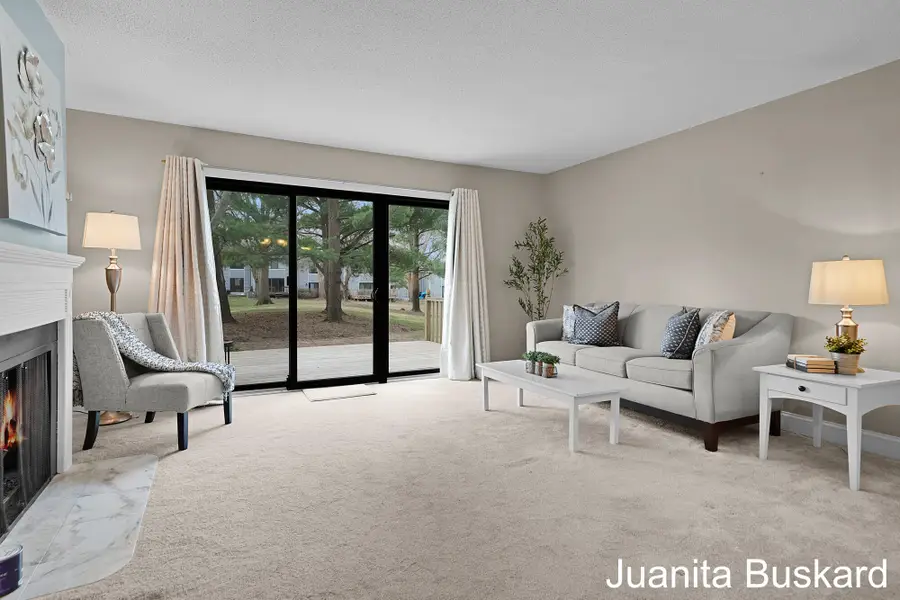 4106 North Norway Street Se, Kentwood, MI 49546 - #3