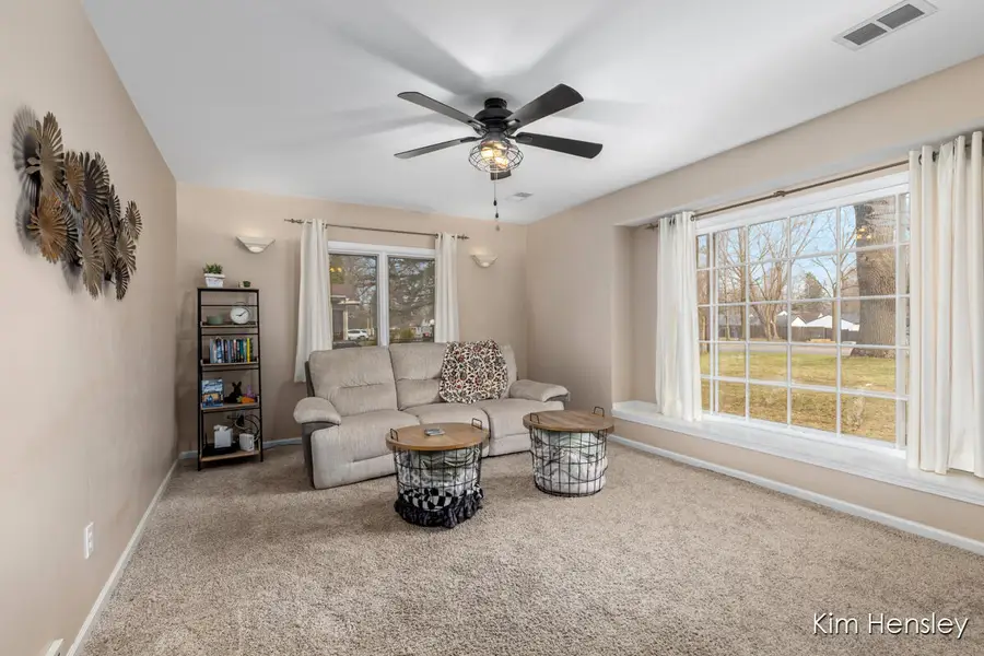 2240 4 Mile Road Ne, Grand Rapids, MI 49525 - #3