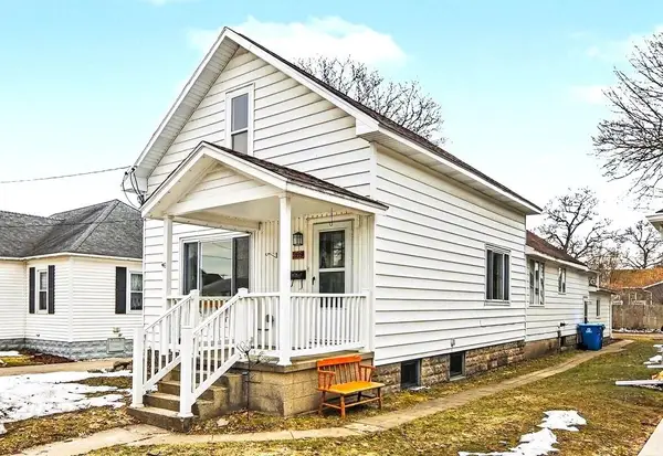 289 6th Street, Manistee, MI 49660