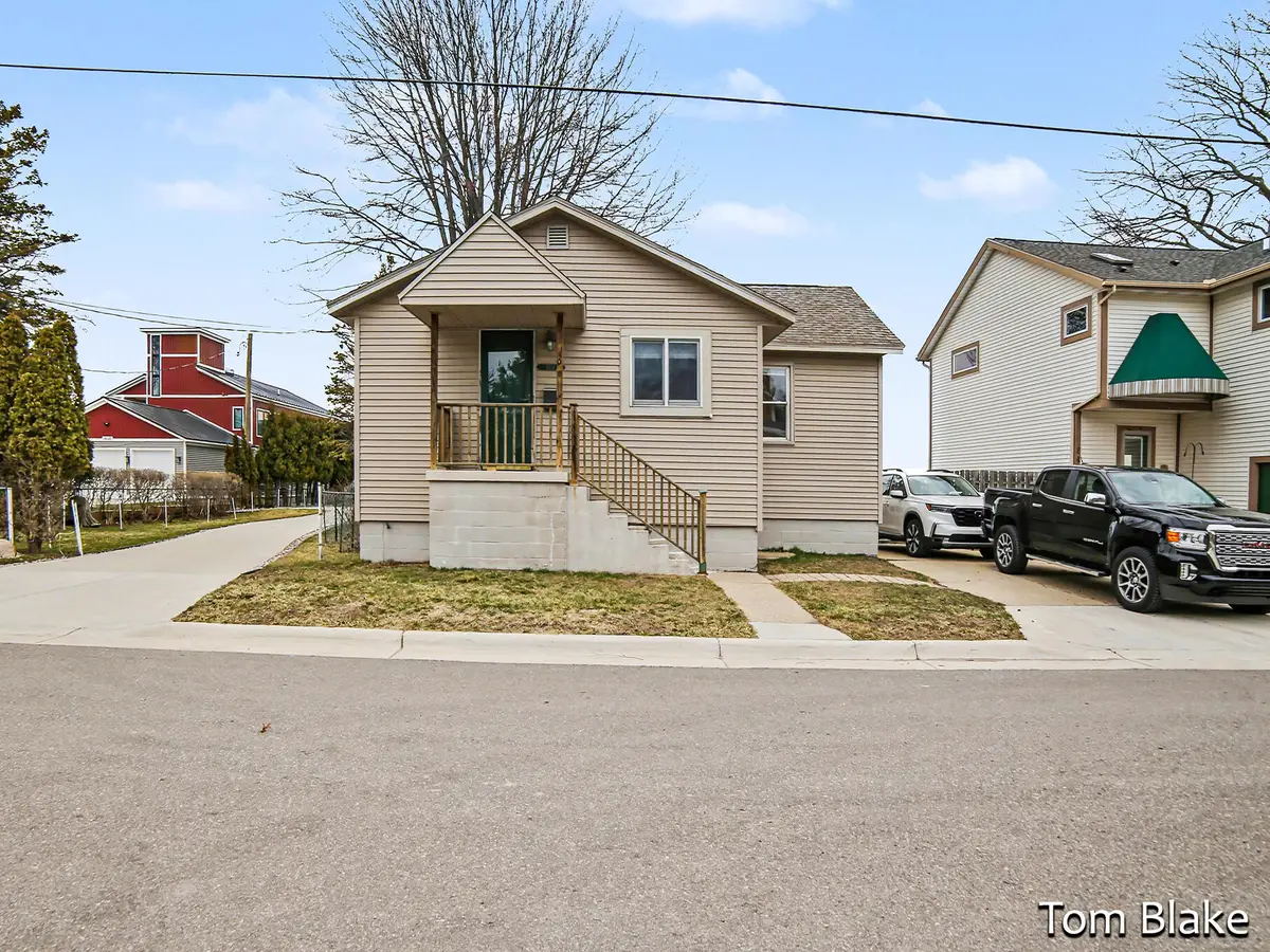 1834 Edgewater Street, Muskegon, MI 49441 - #1