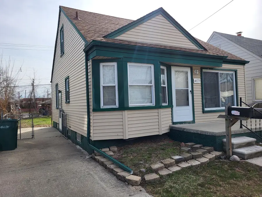 4177 Hubbard Avenue, Lincoln Park, MI 48146 - #2