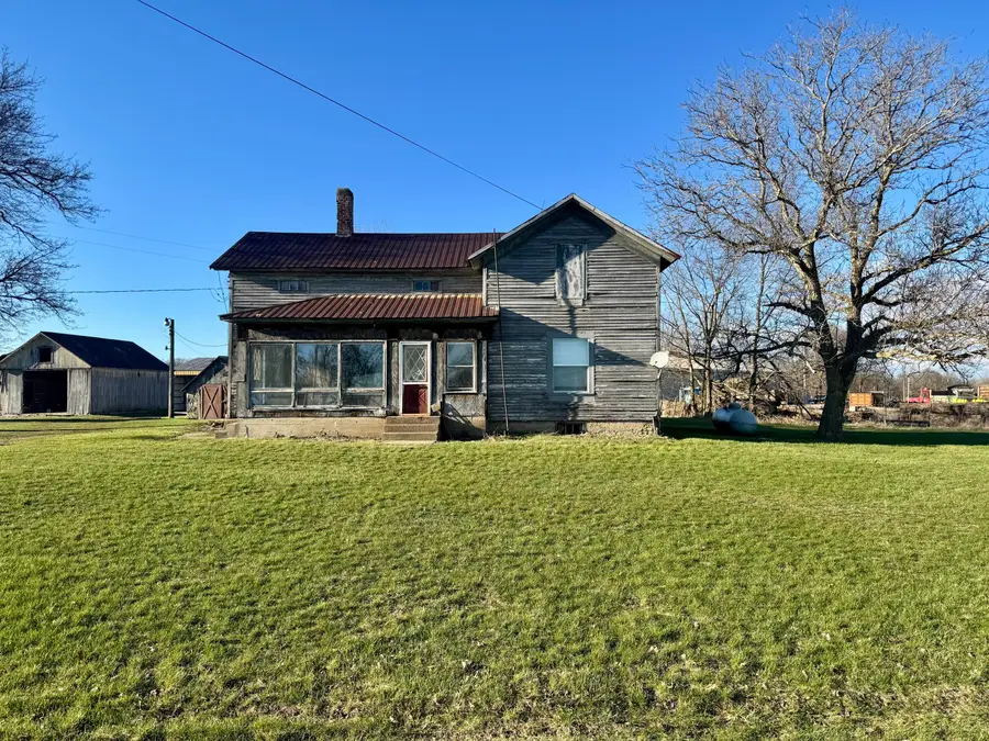 102 W Central Road, Coldwater, MI 49036 - #3