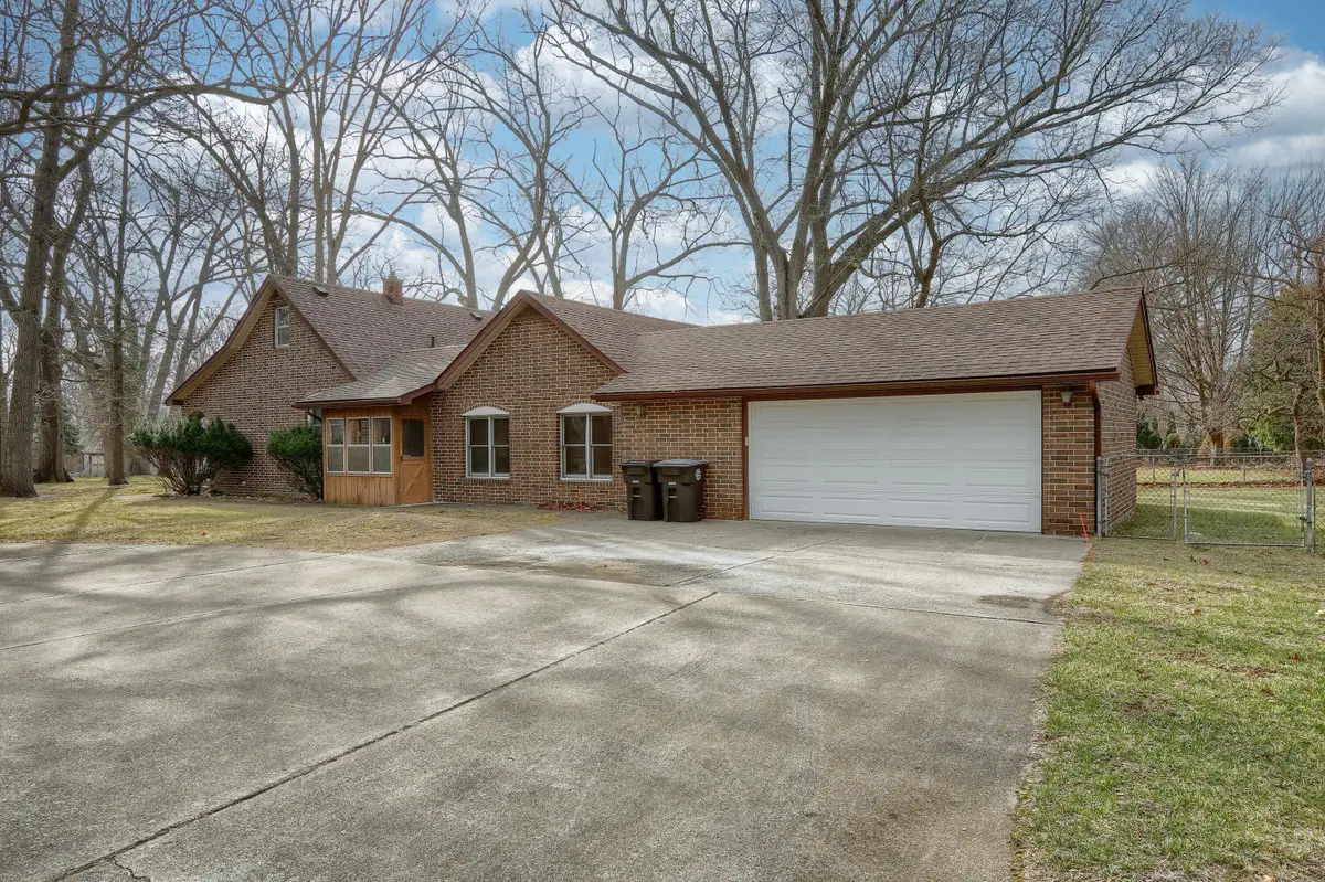 15641 Loveland Street, Livonia, MI 48154 - #1