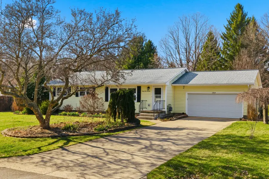 3914 Harwich Lane, Jackson, MI 49201 - #3