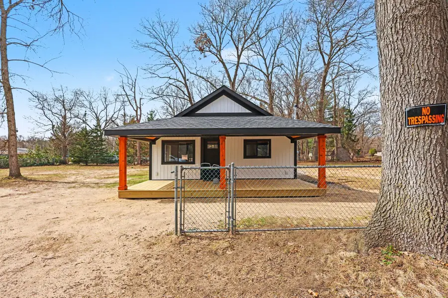 908 Grove Street, Pullman, MI 49450 - #3