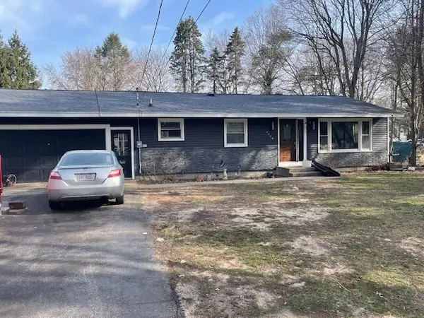 1779 State Street, Holland, MI 49424