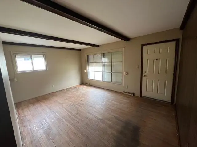 20951 Meadowlark Street, Farmington, MI 48336 - #3