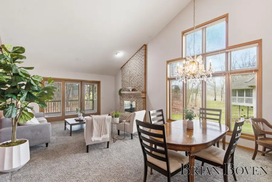 6957 Pinehurst Lane Ne #3, Rockford, MI 49341 - #2