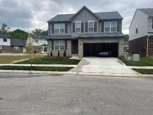 1687 Maple Leaf Lane, Ypsilanti, MI 48198