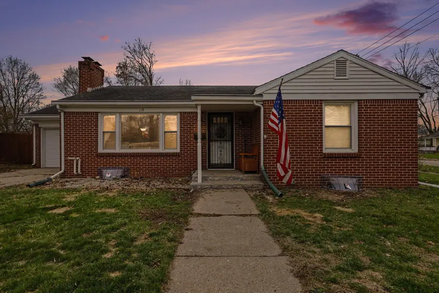 118 W Hoffman Street, Three Rivers, MI 49093 - #2