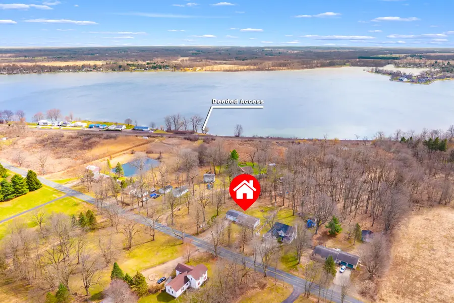 6818 E T Avenue, Vicksburg, MI 49097 - #2