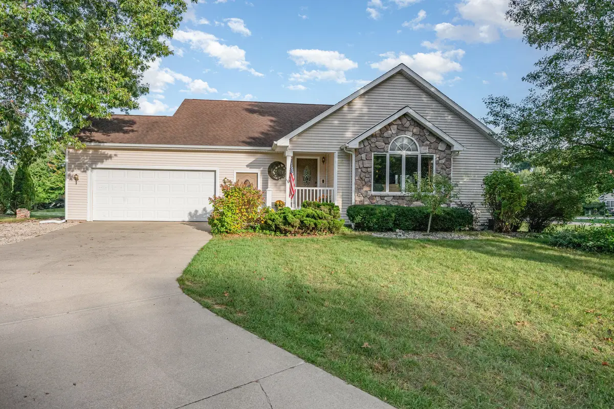 48799 Wentworth Drive, Mattawan, MI 49071 - #1