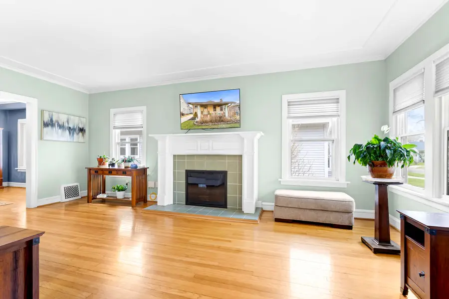 136 N Broad Street, Battle Creek, MI 49017 - #3