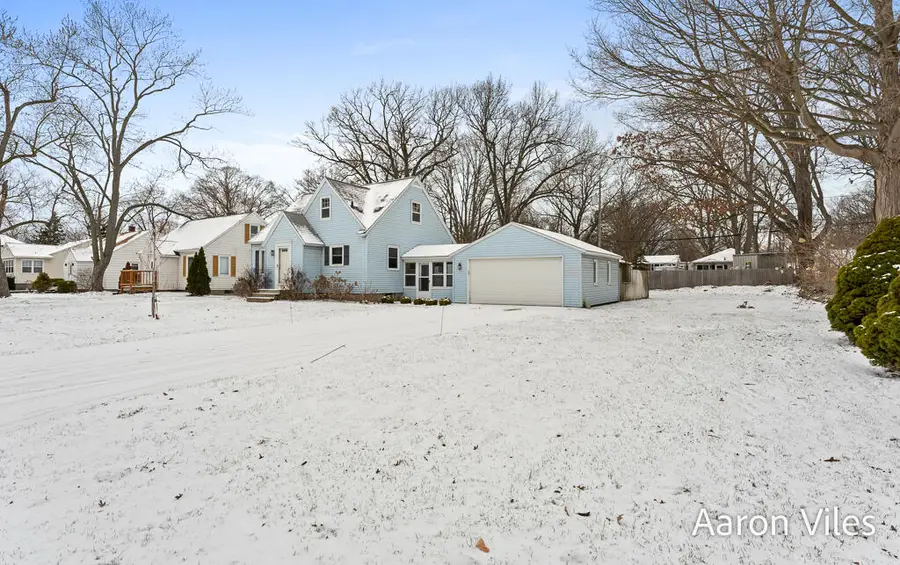 119 Vanderveen Avenue, Holland, MI 49424 - #3