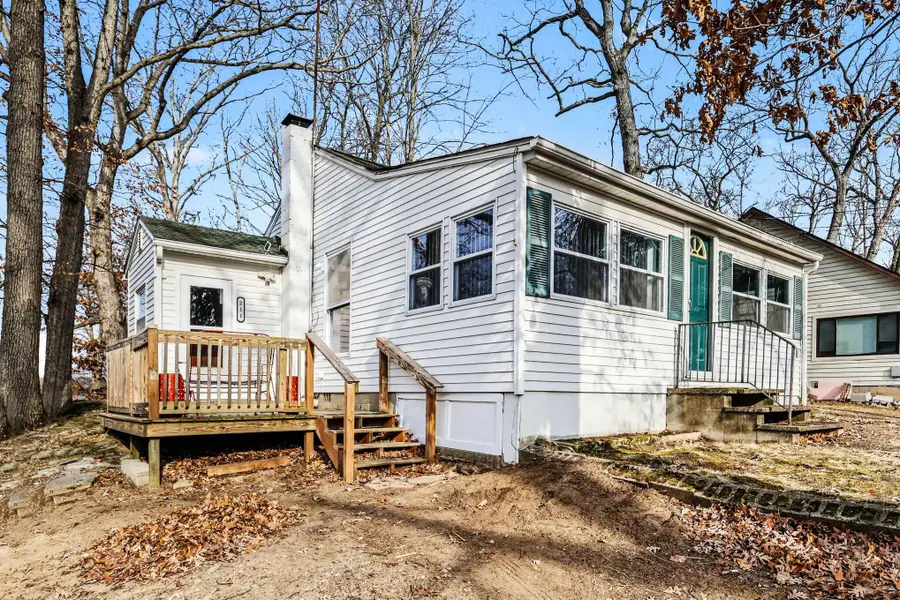 211 North Drive, Brooklyn, MI 49230 - #2