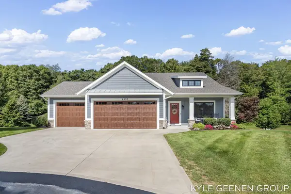 6437 Copperleaf Court #17, Holland, MI 49423