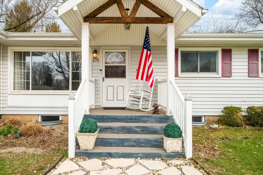 835 Ansley Drive, Saint Joseph, MI 49085 - #2