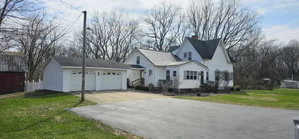 56973 Arlington, Bangor, MI 49013