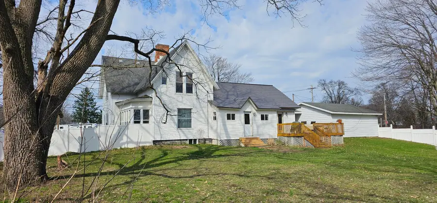 56973 Arlington, Bangor, MI 49013 - #3