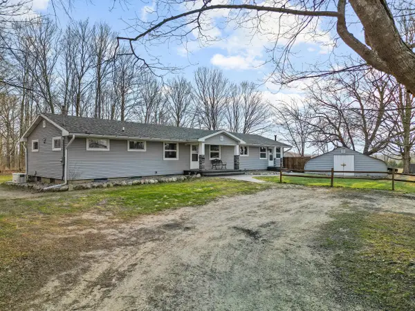 4090 Matthews Road, Charlotte, MI 48813