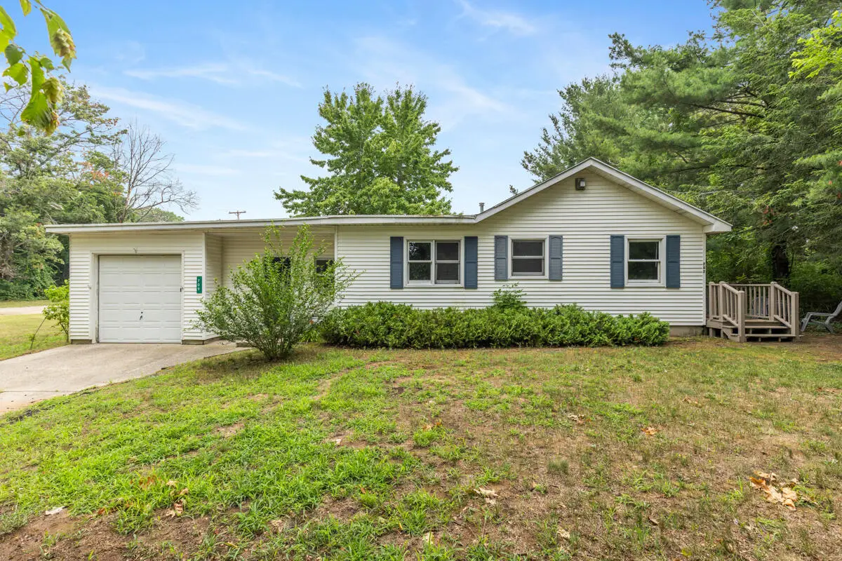 707 N Maple Street, Saugatuck, MI 49453 - #1