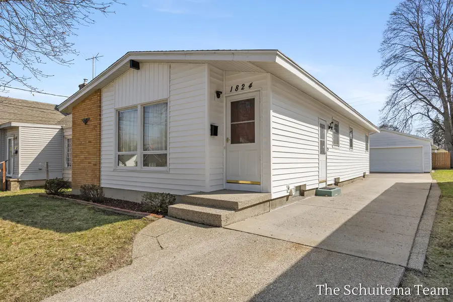 1824 Blandford Avenue Sw, Wyoming, MI 49519 - #2