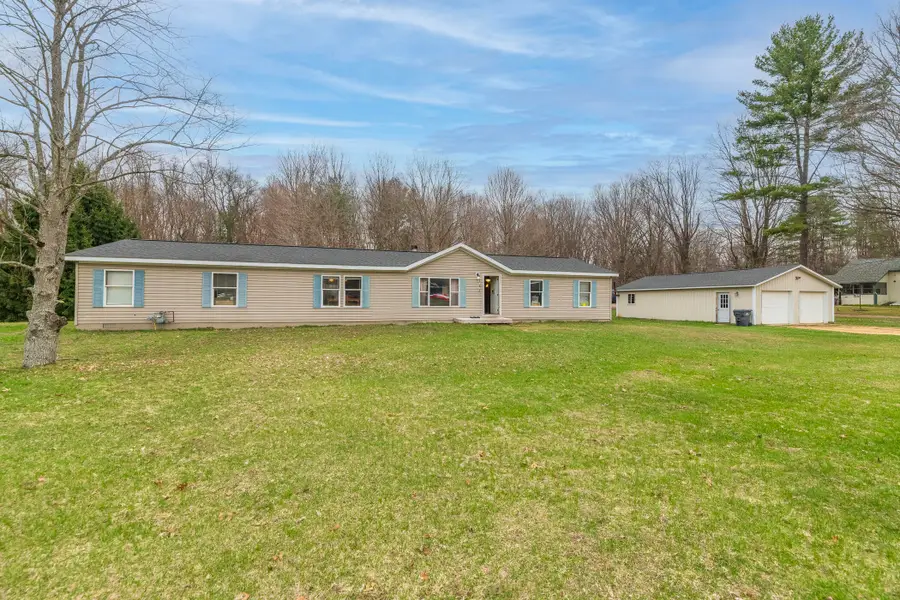 18242 32nd Street, Gobles, MI 49055 - #2