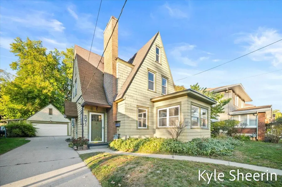 507 Elliott Street Se, Grand Rapids, MI 49507 - #2