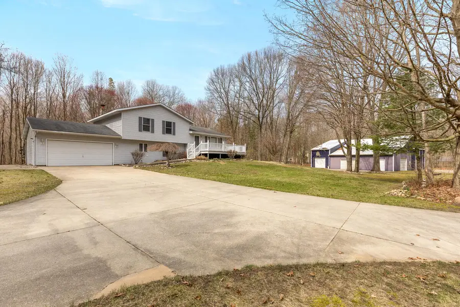 2902 63rd Street, Fennville, MI 49408 - #3