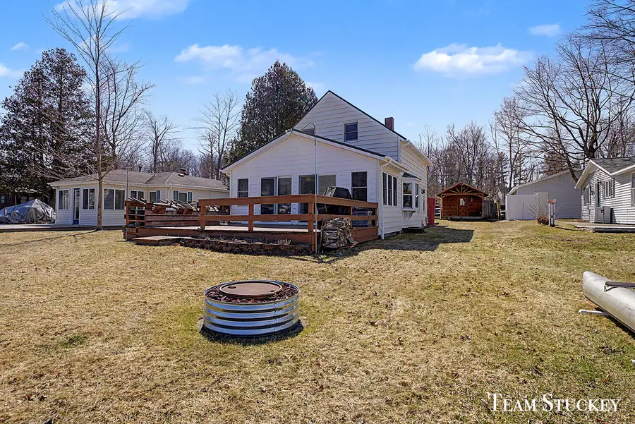 8941 Lake Street, Newaygo, MI 49337 - #3