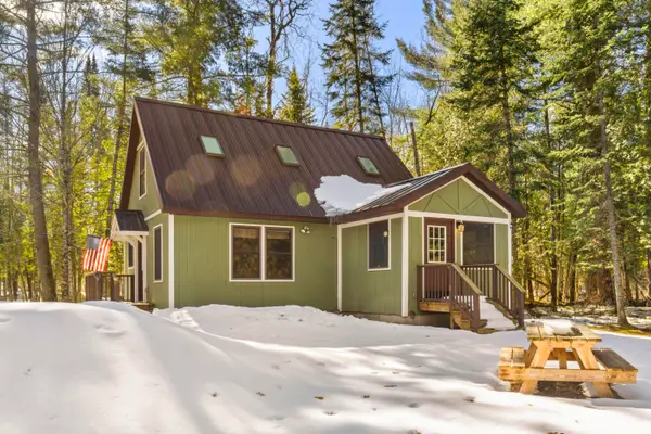 15750 Betsie River Drive, Thompsonville, MI 49683