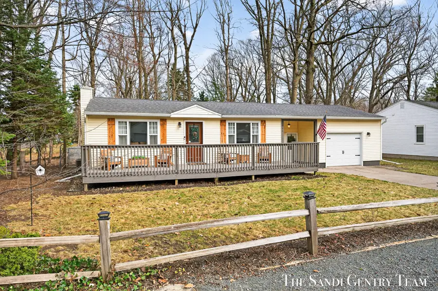 840 Wilson Avenue, Norton Shores, MI 49441 - #3