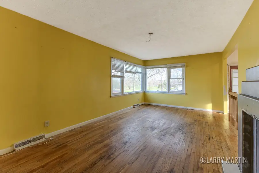 2530 De Hoop Avenue, Wyoming, MI 49509 - #3