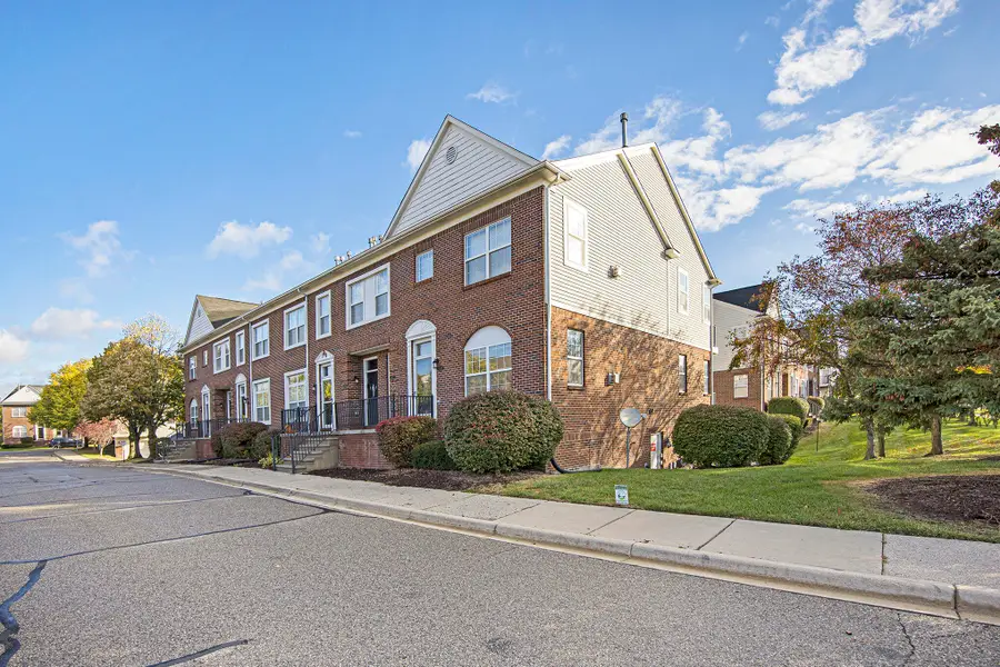 43014 Strand Drive, Sterling Heights, MI 48313 - #3