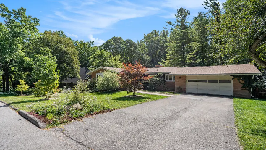 442 Huntington Place, Ann Arbor, MI 48104 - #2