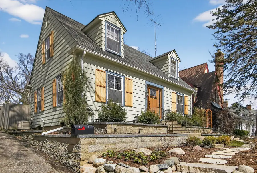 1732 Jackson Avenue, Ann Arbor, MI 48103 - #3