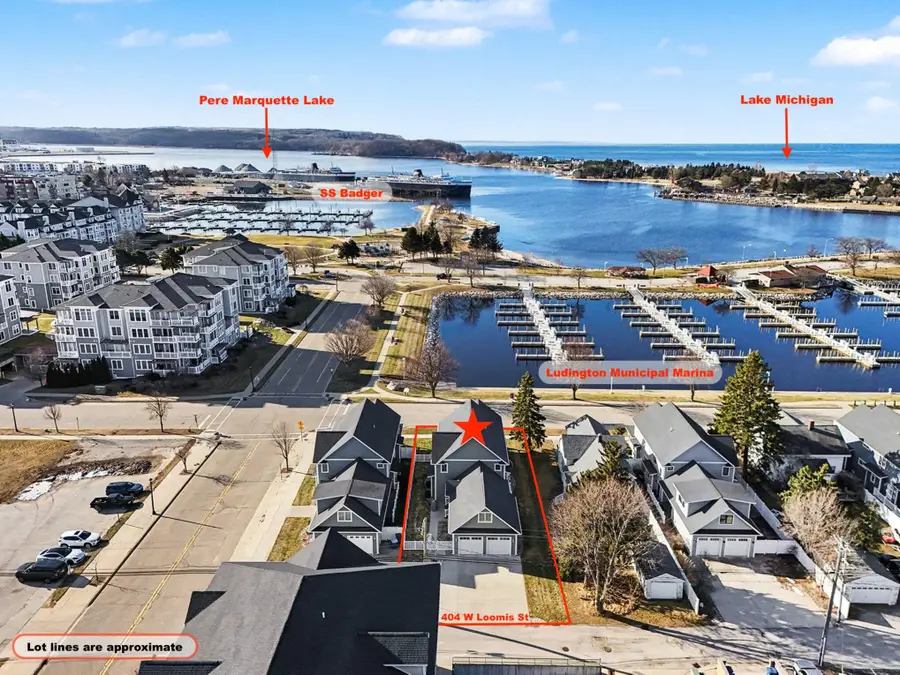 404 W Loomis Street, Ludington, MI 49431 - #2