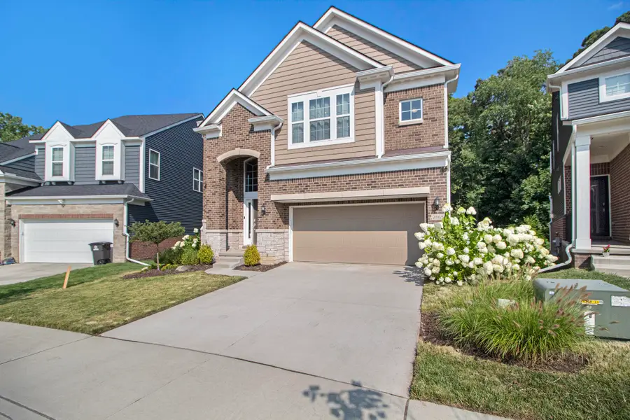 2865 Dillon Drive, Ann Arbor, MI 48105 - #2