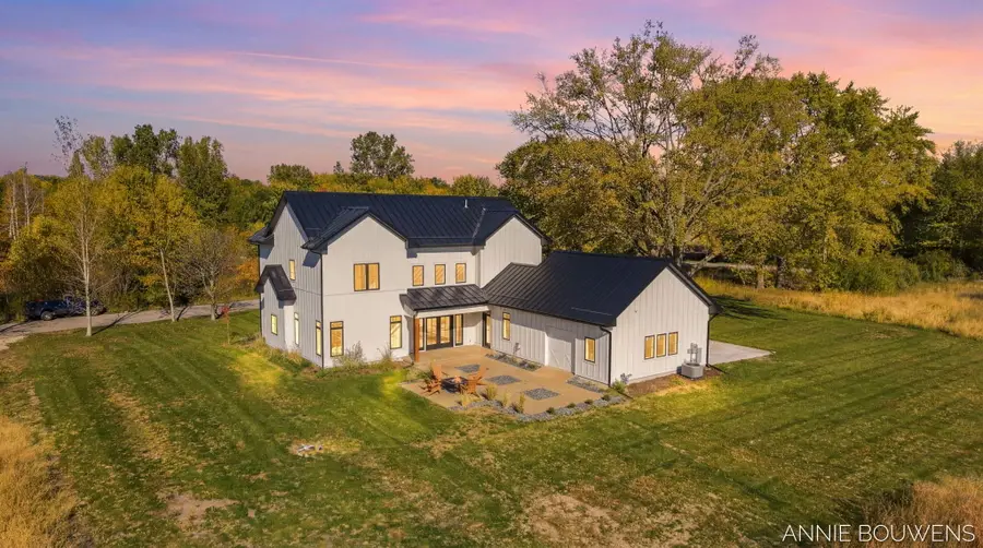 6008 Hidden Creek Trail, Hamilton, MI 49419 - #2