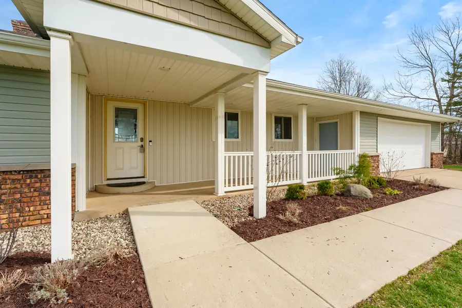 6703 Rs Avenue E, Scotts, MI 49088 - #3