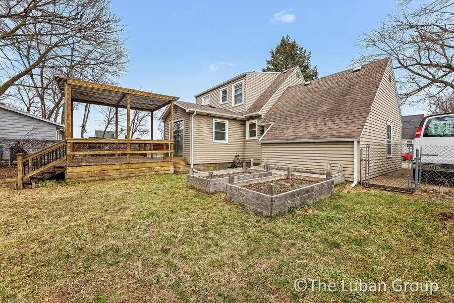 3119 Fuller Avenue Ne, Grand Rapids, MI 49505 - #3