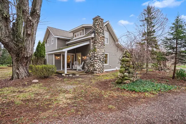 1719 66th Street, Fennville, MI 49408