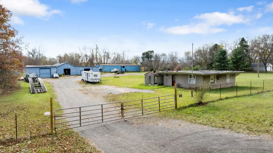 6501 Hawkins Road, Jackson, MI 49201 - #2