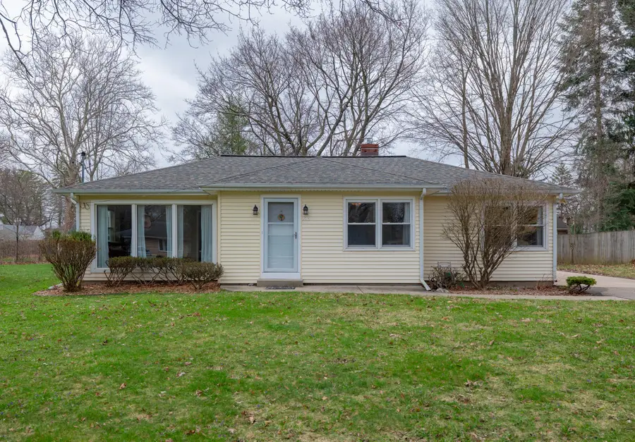 925 Westfall Avenue, Kalamazoo, MI 49006 - #2