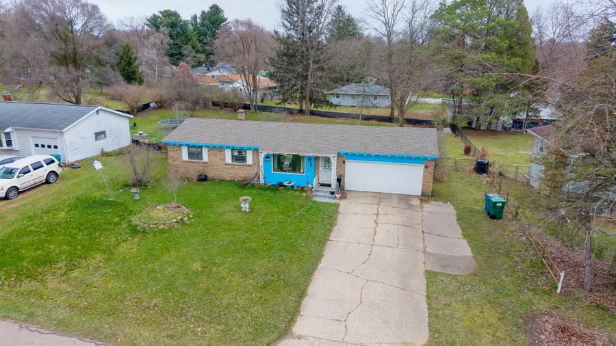 910 N Washington Avenue, Battle Creek, MI 49037 - #3