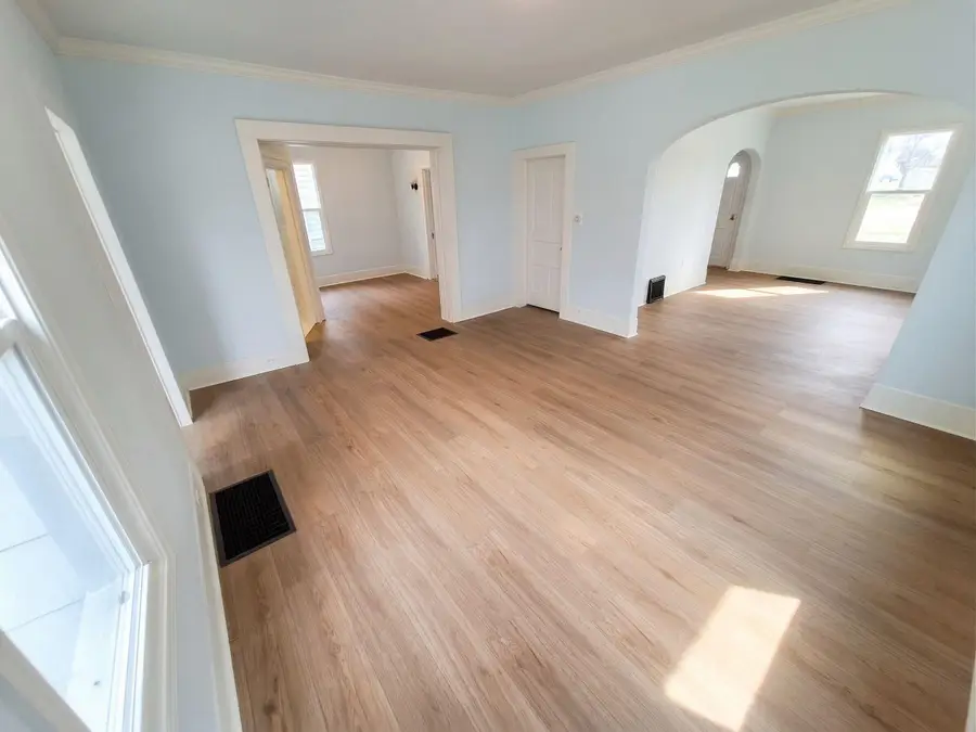 110 Hillsdale Street, Hillsdale, MI 49242 - #2