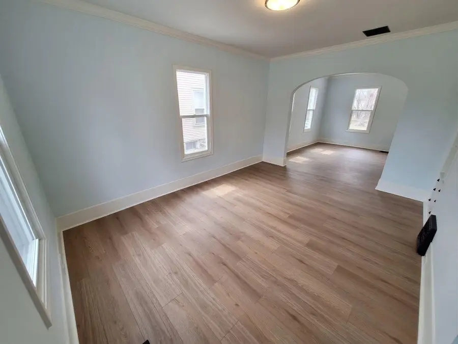 110 Hillsdale Street, Hillsdale, MI 49242 - #3