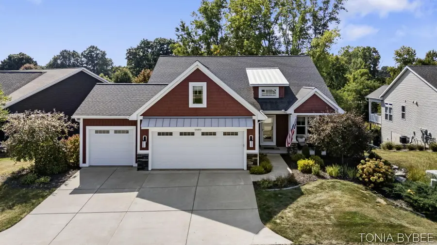 5565 Albright Avenue Sw, Grandville, MI 49418 - #2