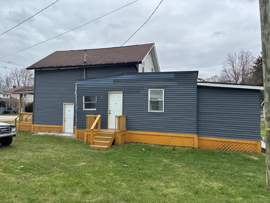 1015 N 5th Street, Niles, MI 49120 - #3